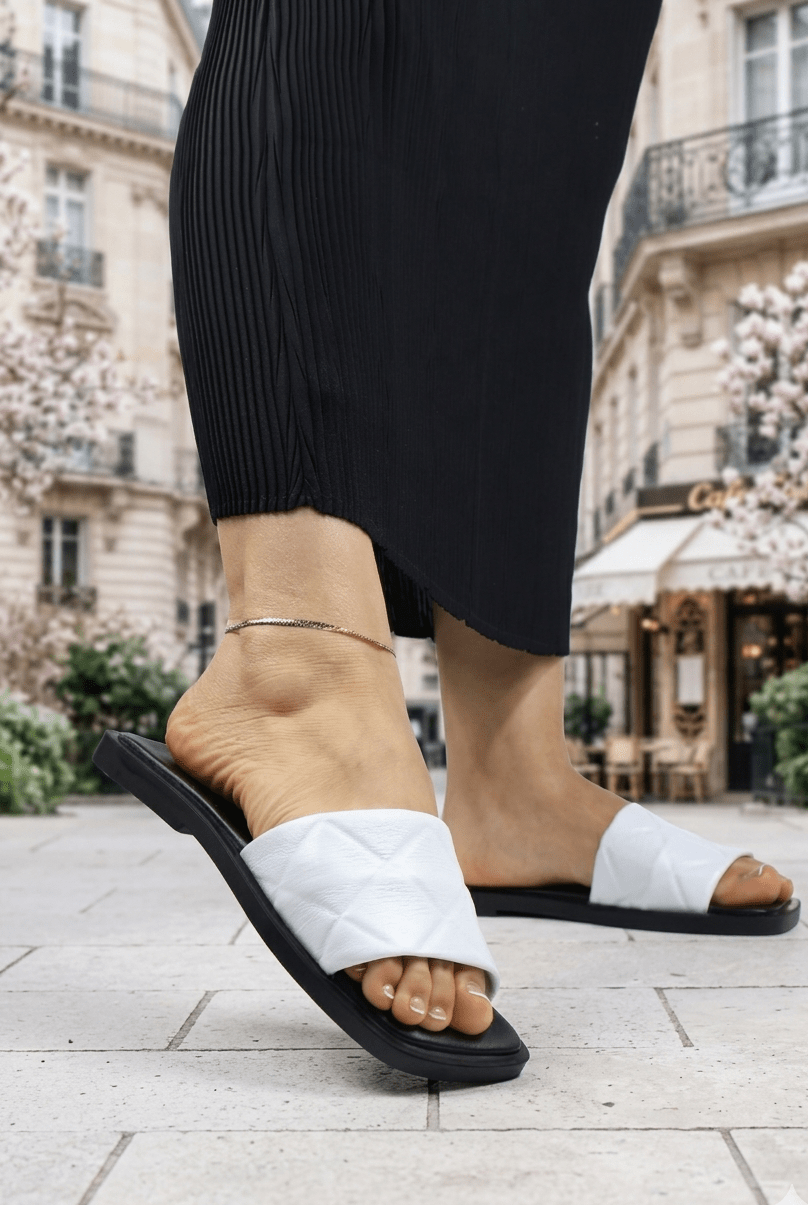 Papuci Dama din Piele Alba si Talba Neagra - BYFF