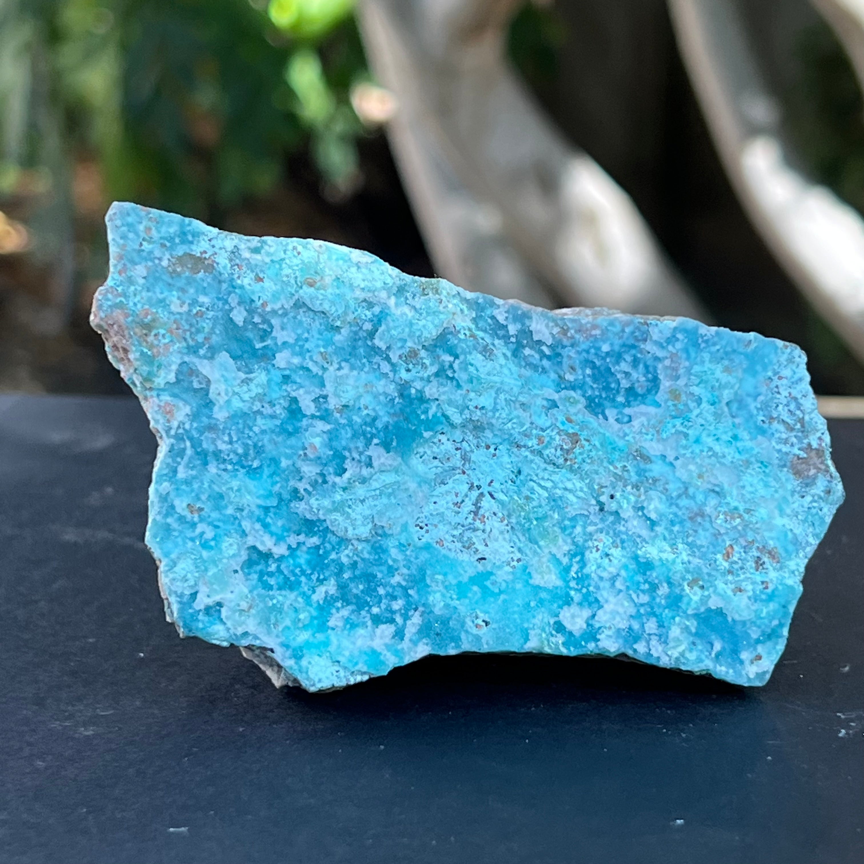 Piatra bruta crisocola druzy din Congo model 3