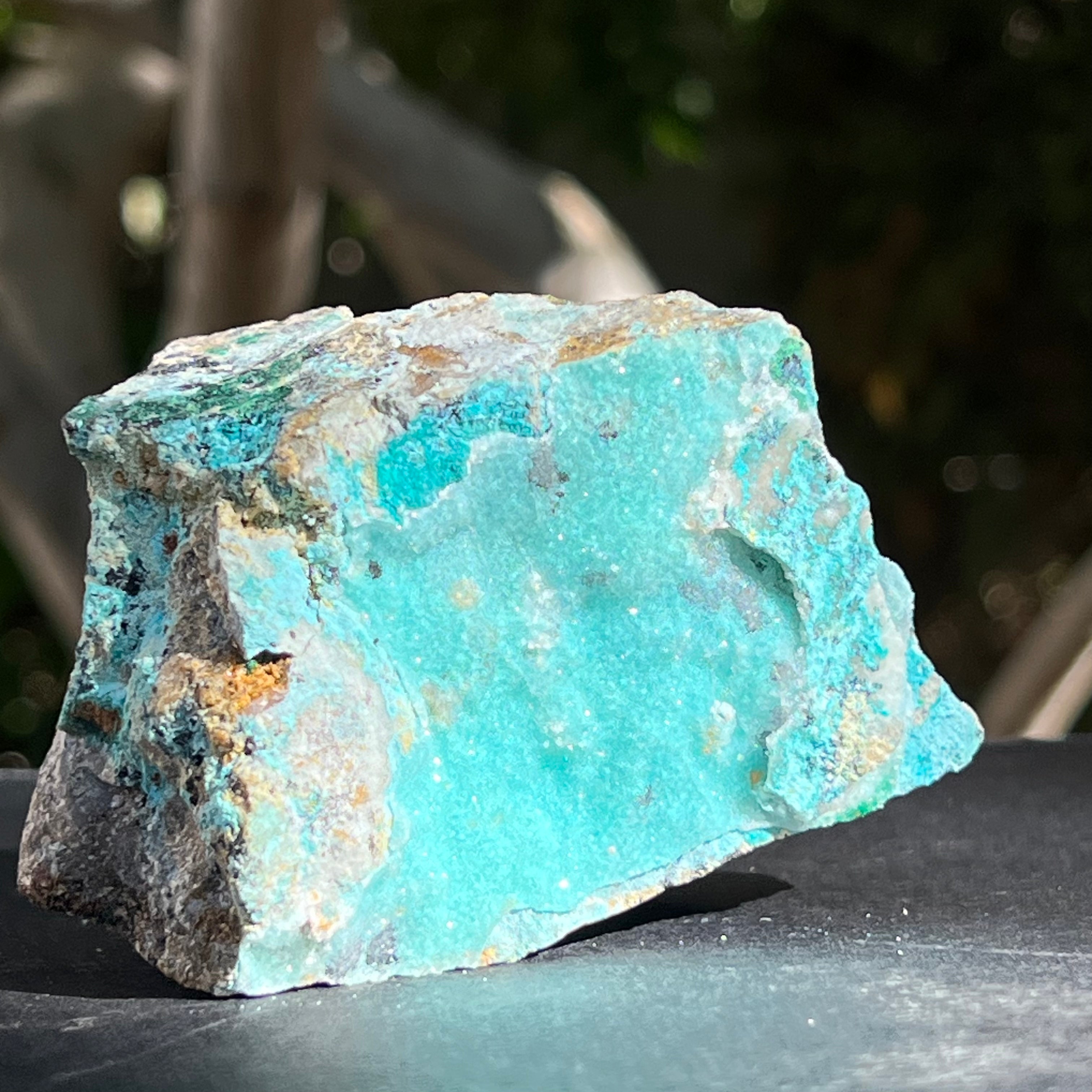 Piatra bruta crisocola druzy din Congo model 6
