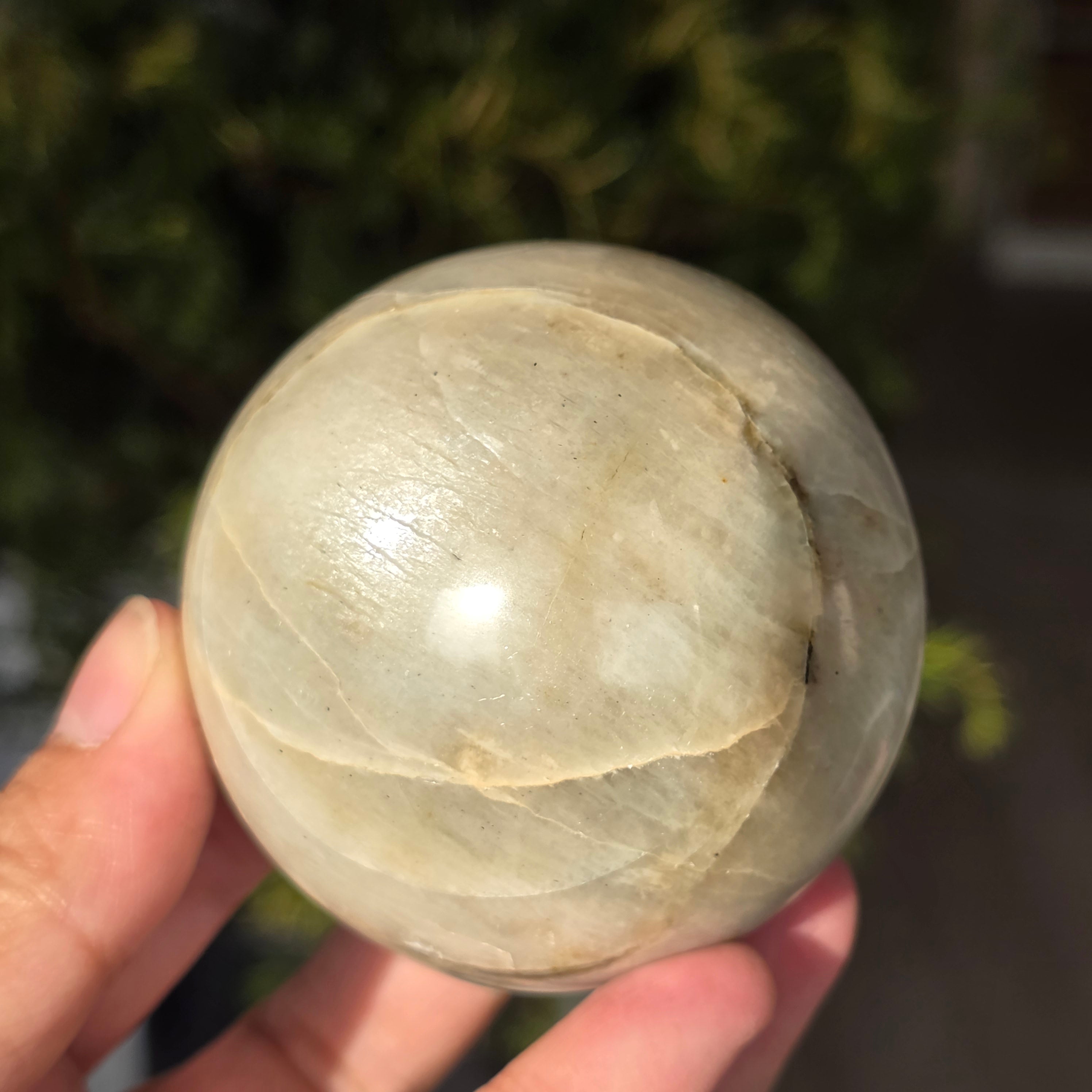 Piatra lunii cu garnierit sfera m2