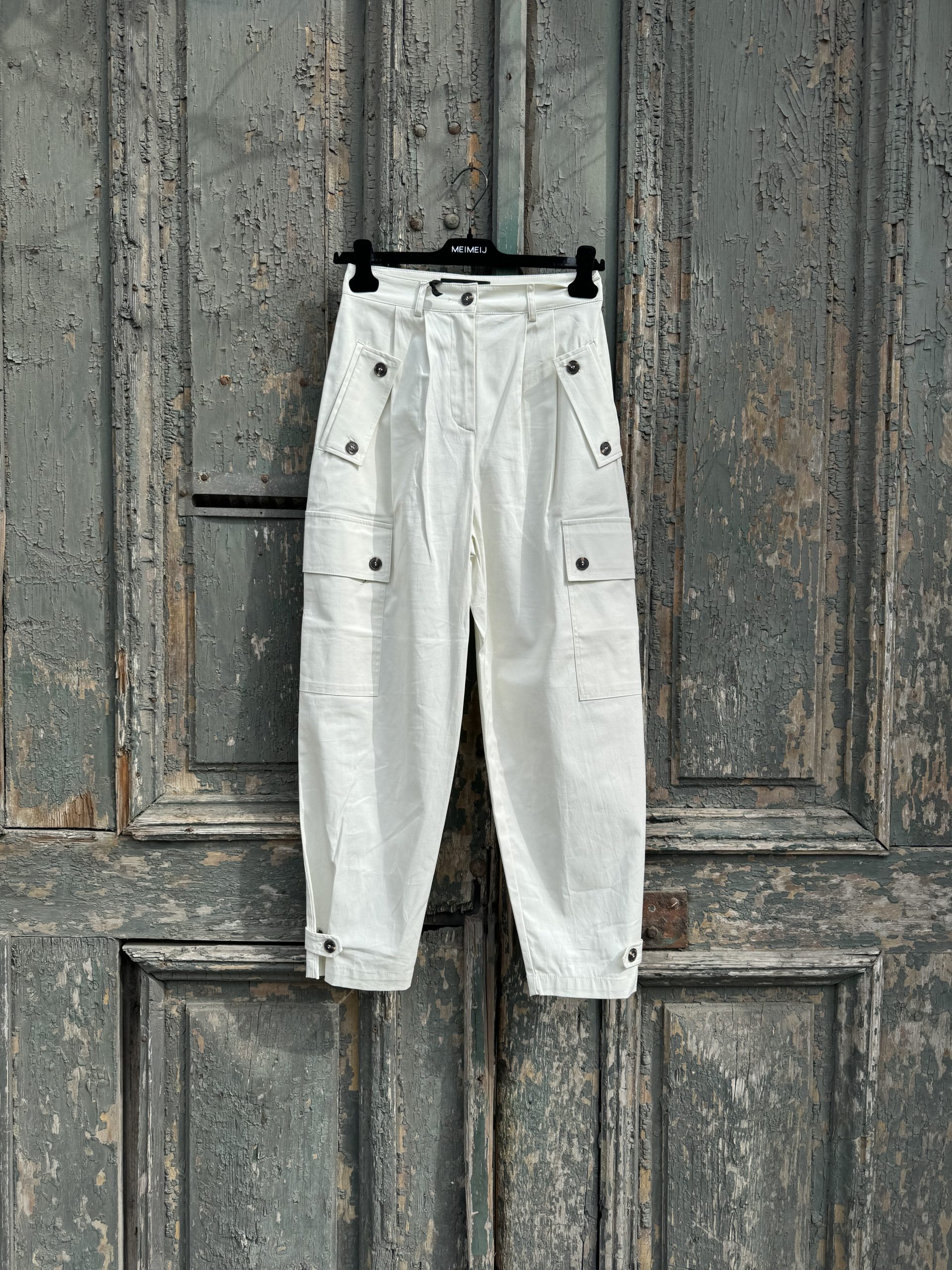 Pinko Pantaloni cargo albi - 26
