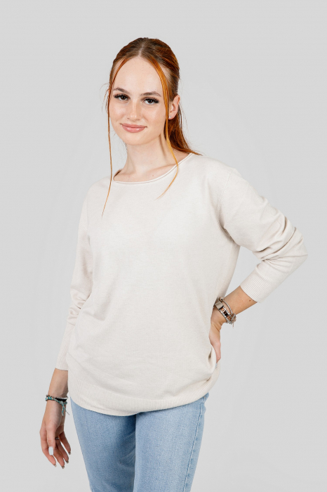 Pulover crem cu fir stralucitor