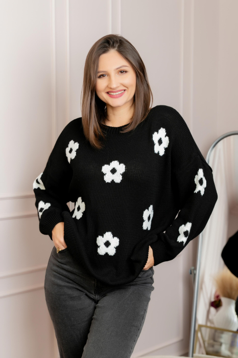 Pulover lejer April din tricot cu floricele - Negru
