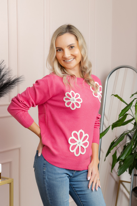 Pulover tricotat cu aplicatii florale Sally - Ciclam