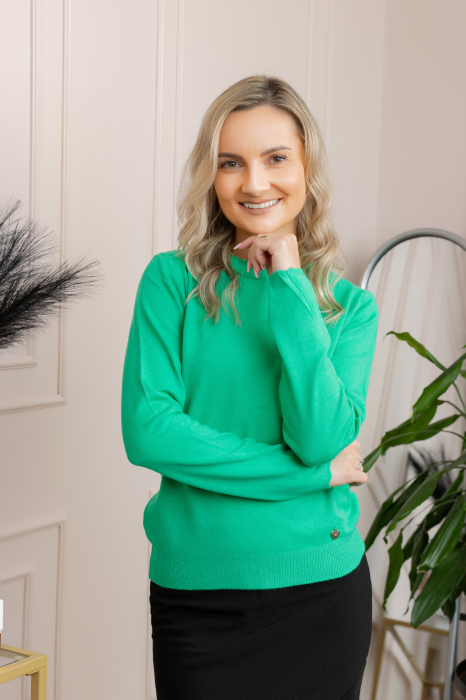 Pulover tricotat fin cu detalii ondulate Caroline - Verde