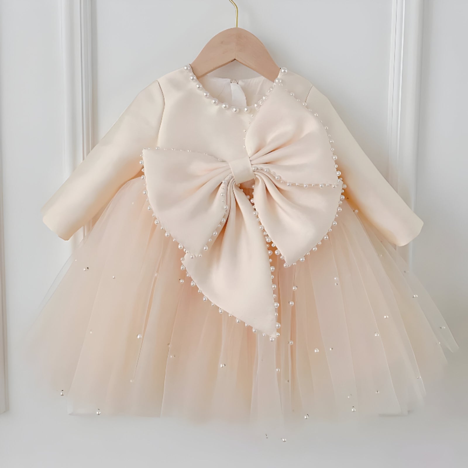 Rochie crem eleganta pentru fete, cu fundite si perle - Kendra