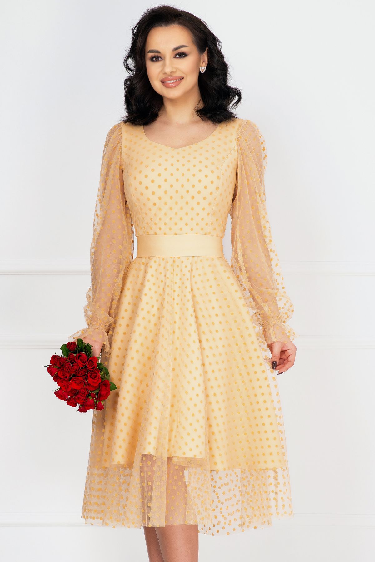 Rochie de ocazie crem acoperita de tulle cu buline - poza 1