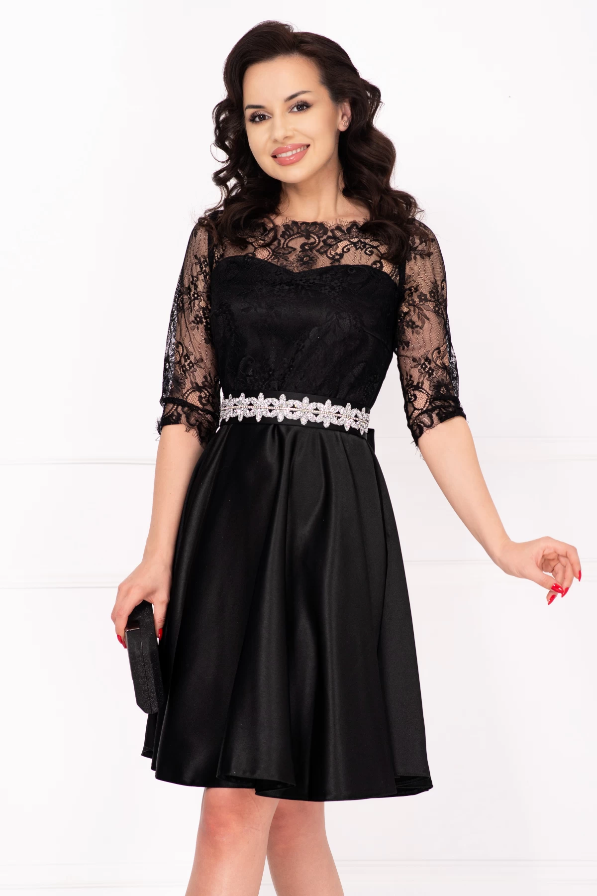Rochie de ocazie neagra in clos Alison cu maneci din dantela