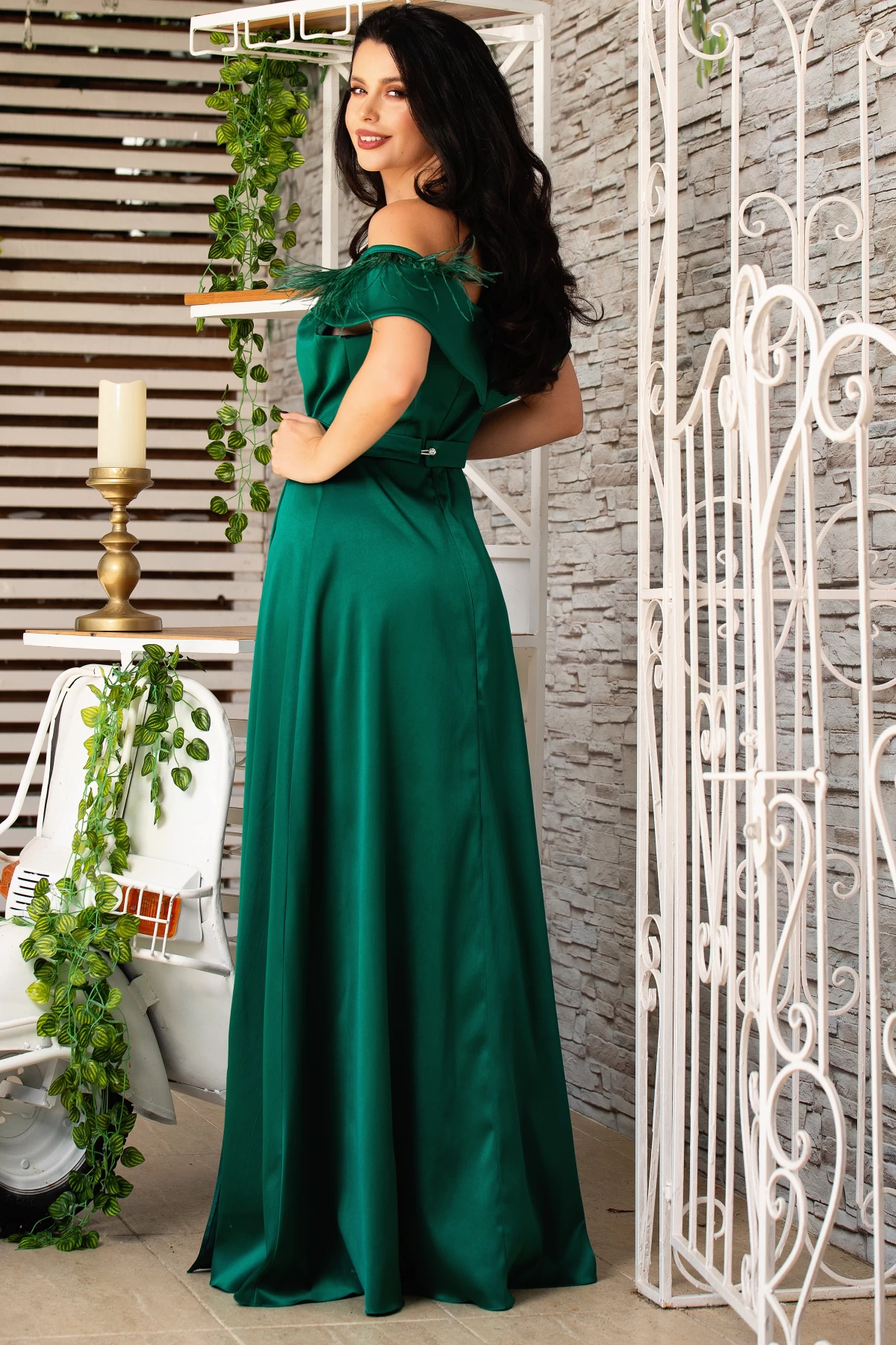 Rochie eleganta de soacra Miley lunga din tafta verde - poza 2