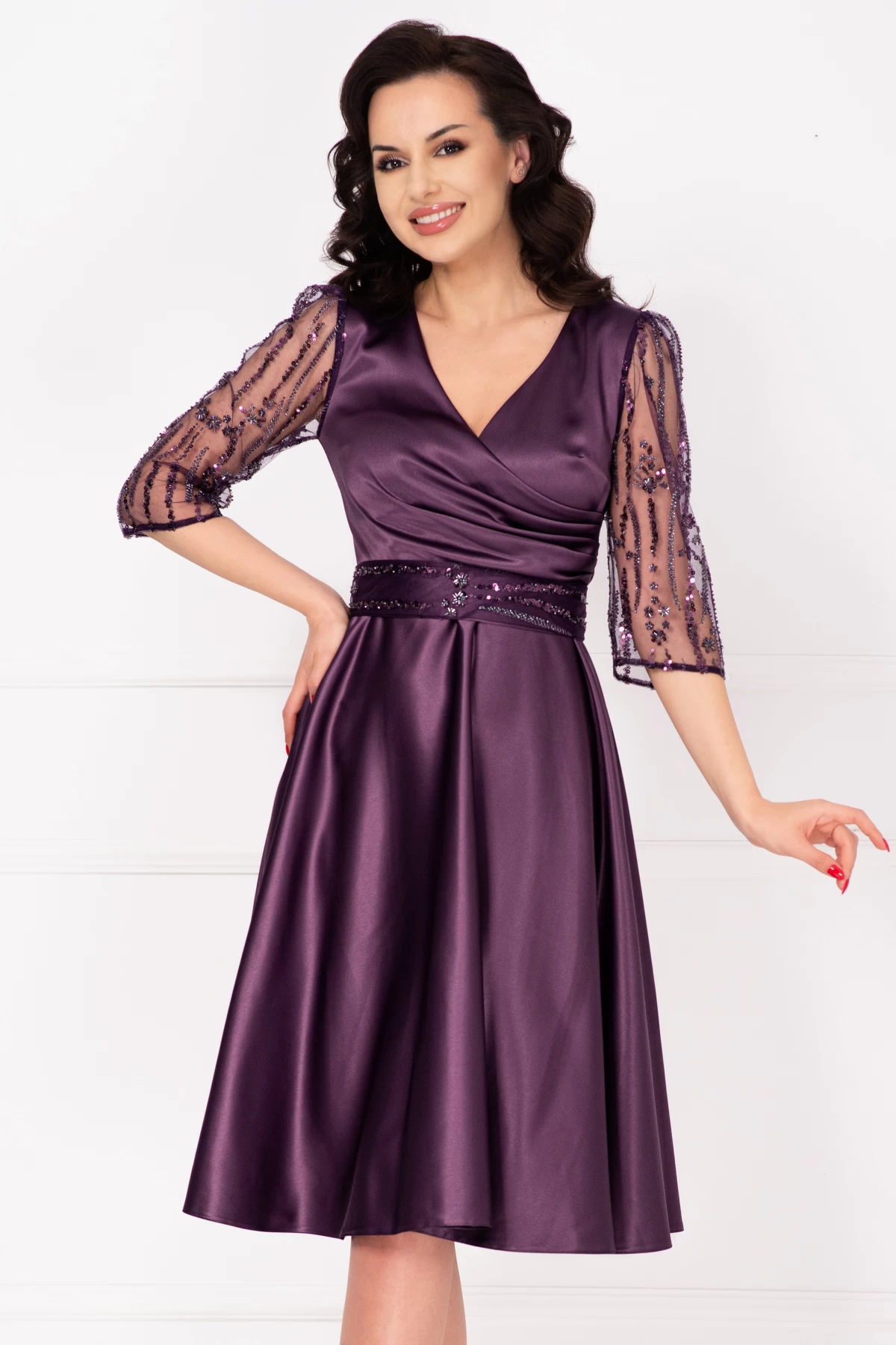 Rochie eleganta midi mov Britney in clos cu maneci din tulle