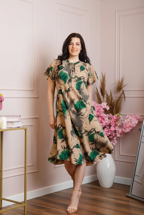 Rochie eleganta Penelope cu baza asimetrica si imprimeu floral - Crem cu verde