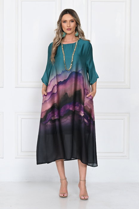 Rochie eleganta satinata A-line cu imprimeu artistic si croi lejer fluid, verde-mov-negru