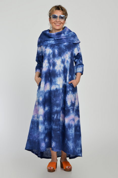 Rochie maxi, A-line, din in, cu guler amplu, cu imprimeu boem tie-dye bleumarin