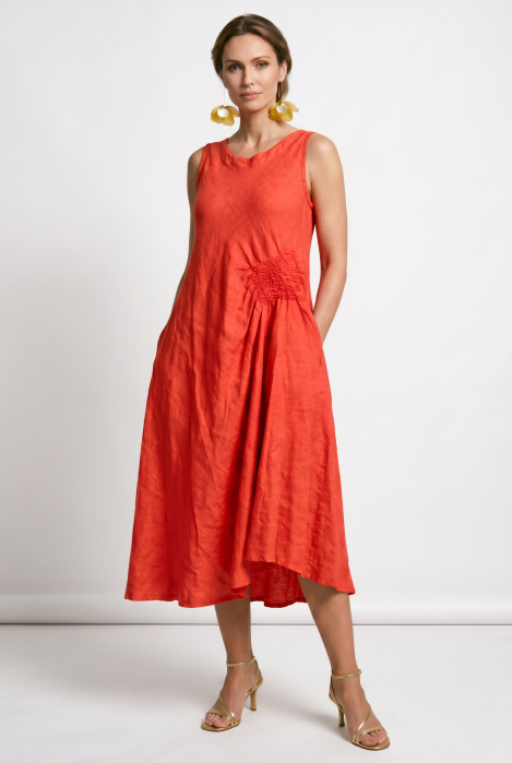 Rochie midi, asimetrica, din in, cu croiala ampla A-line si detaliu drapat, rosu tangerine