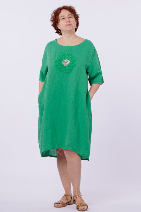 Rochie midi din in cu floare din paiete pe piept, verde
