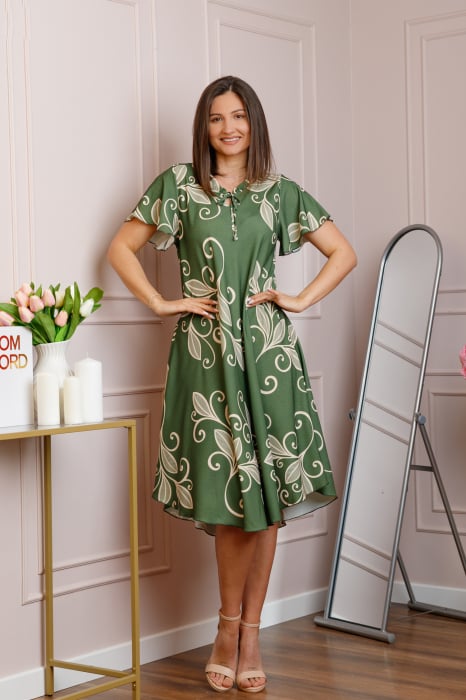Rochie midi kaki cu imprimeu floral ivoire si snur la decolteu Shelby