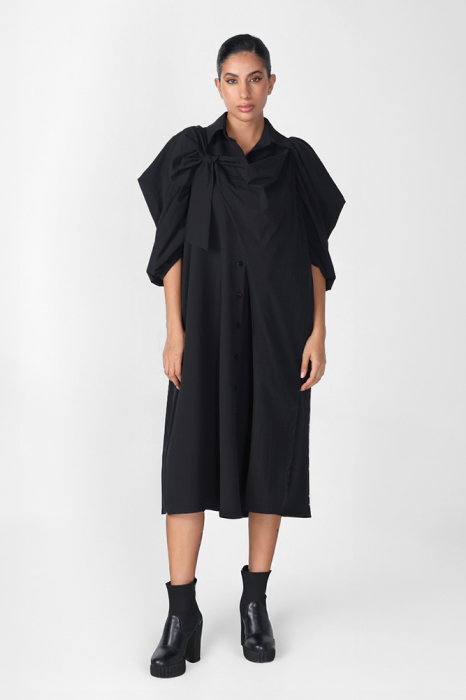 Rochie neagra oversize cu maneci bufante si ample