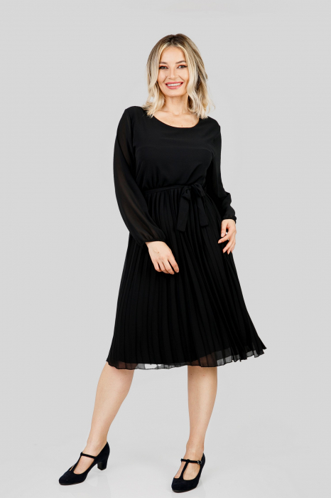 Rochie plisata neagra cu cordon in talie si maneca lunga