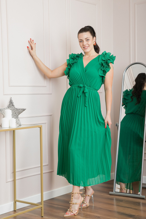 Rochie plisata verde smarald cu volane si cordon in talie