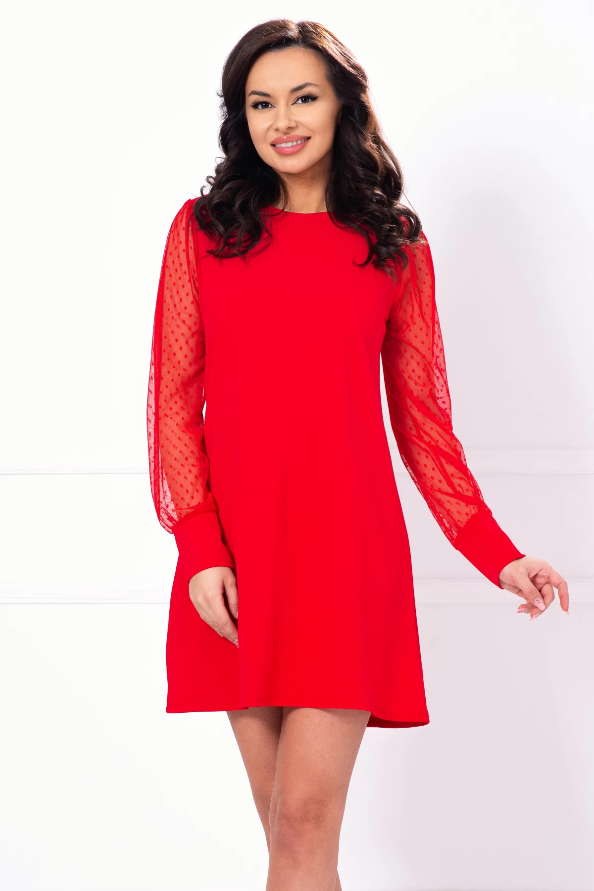 Rochie rosie lejera cu maneci din tulle cu buline