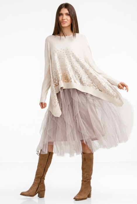 Rochie suprapusa din tulle cu volane suprapuse, cu pulover in colturi oversize cu ploaie de paiete, bej