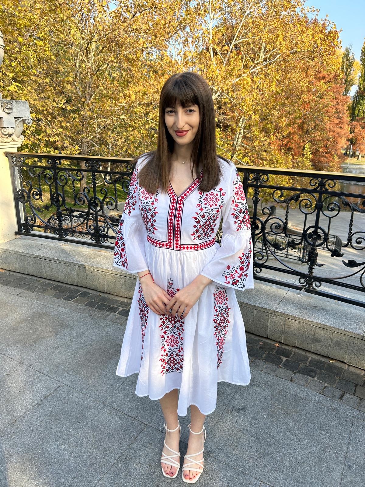 Rochie tradițională femei TM1555 *fir roșu și negru* - L