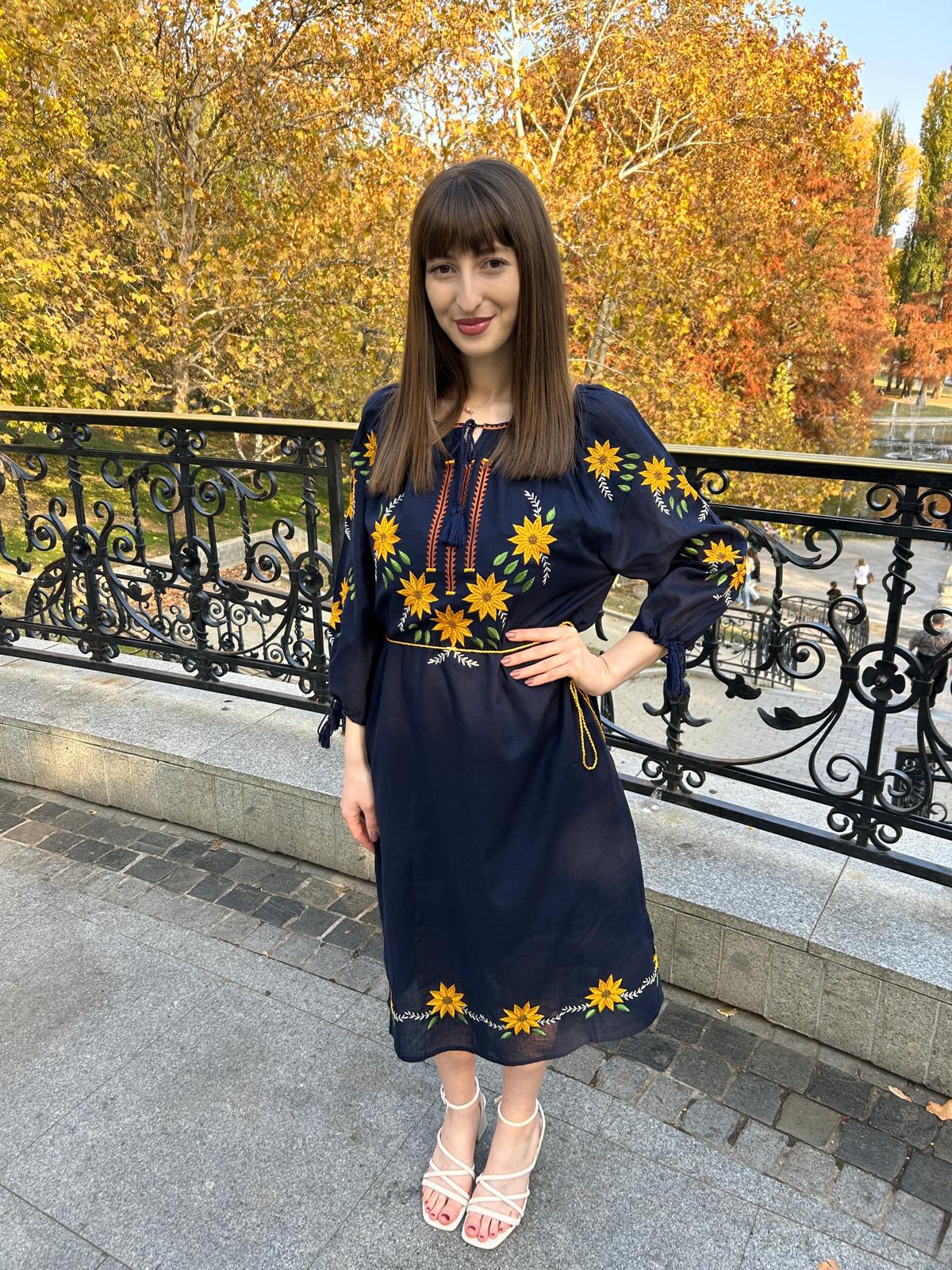 Rochie tradițională femei TM1559 *albastru închis* - M