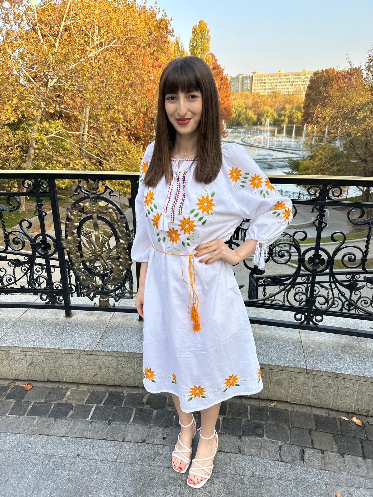 Rochie tradițională femei TM1571 *magie albă* - S