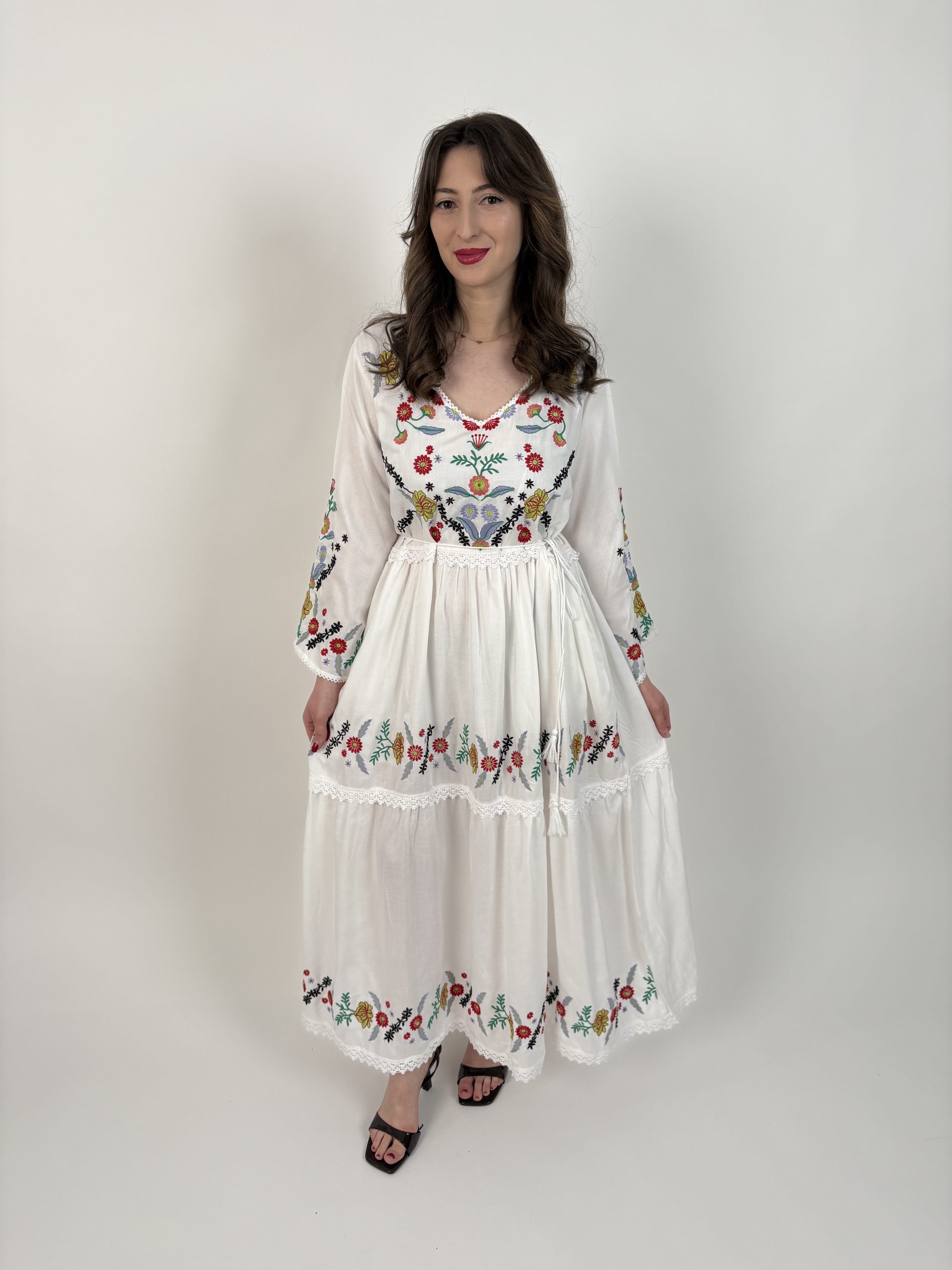 Rochie tradițională femei TM2196 *motive florale* - L