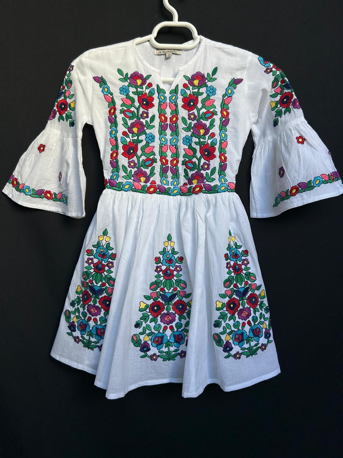 Rochie tradițională fete TM1288 *motive florale* - 4