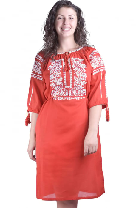 Rochie traditionala midi rosie cu motiv floral alb Roxana