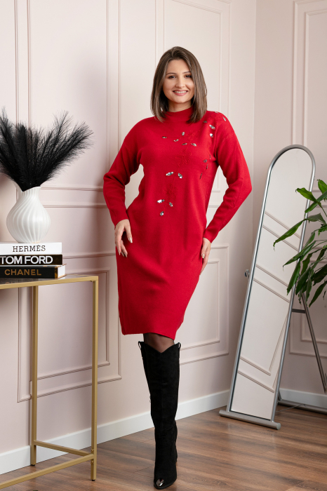Rochie tricotata rosie Katherine cu flori in relief si paiete argintii