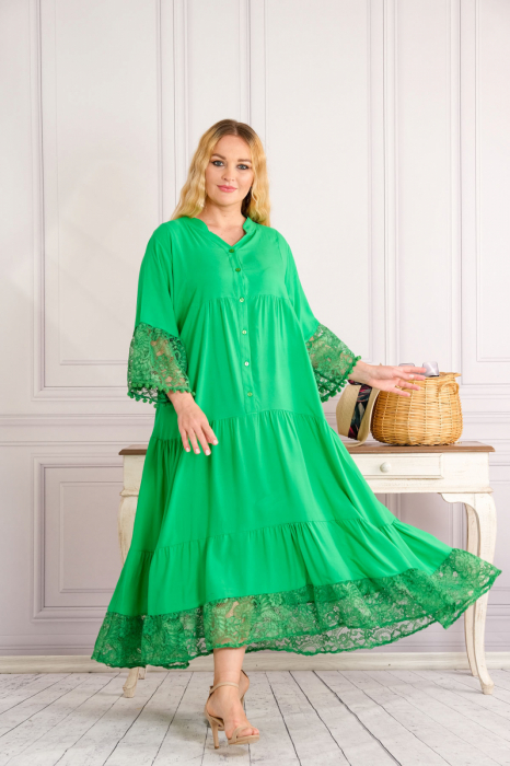 Rochie verde smarald lunga boho chic cu volane si dantela