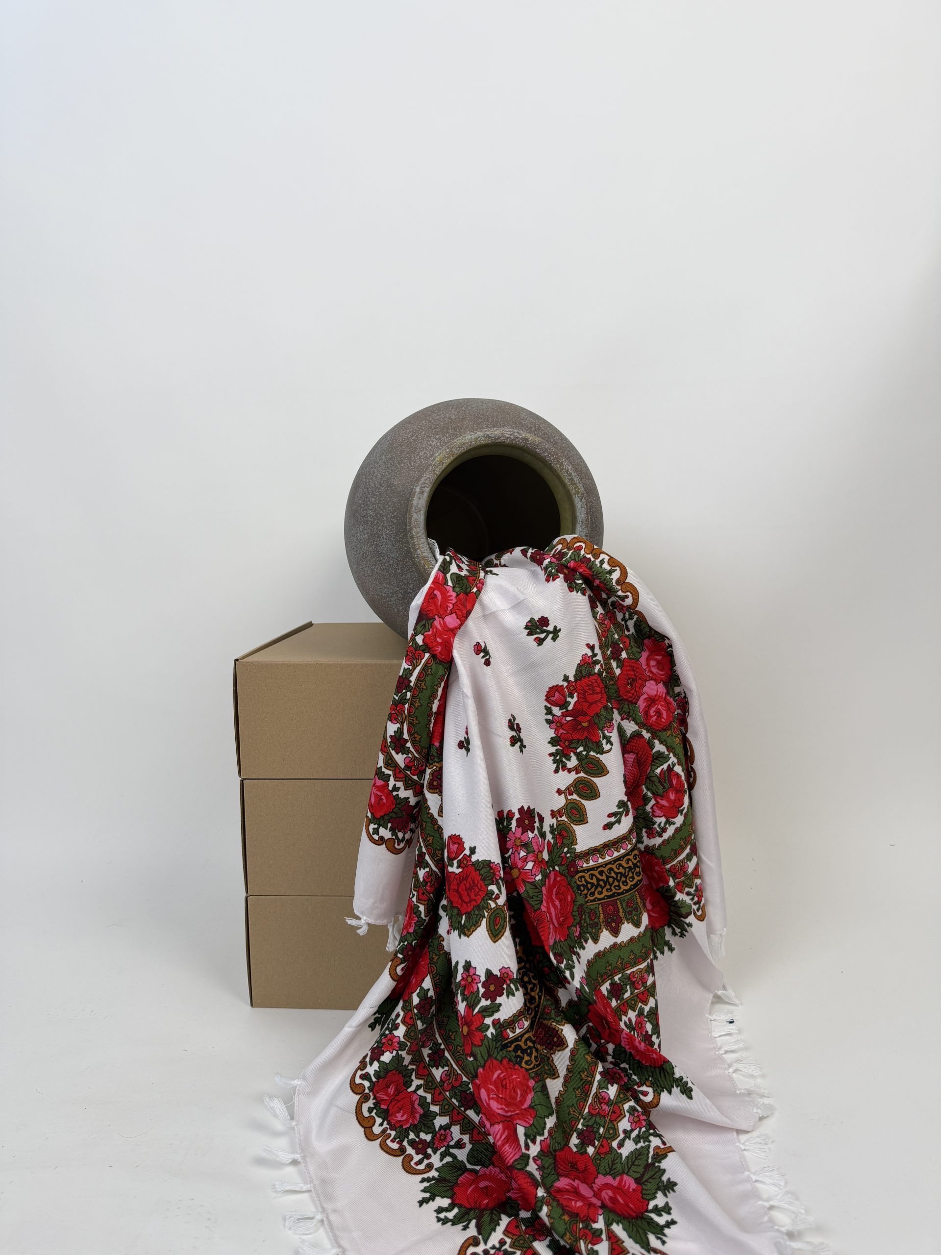 Șal cu imprimeu floral distinctiv TM2410