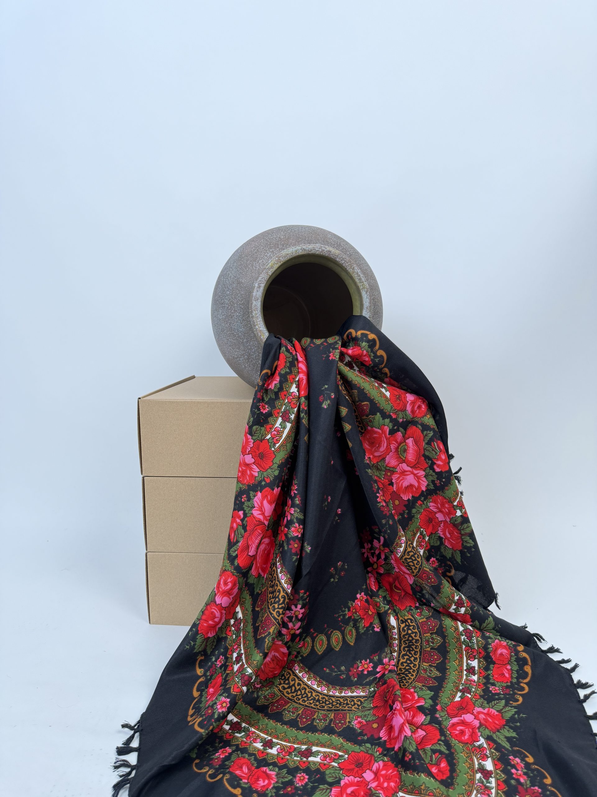 Șal cu imprimeu floral distinctiv TM2411
