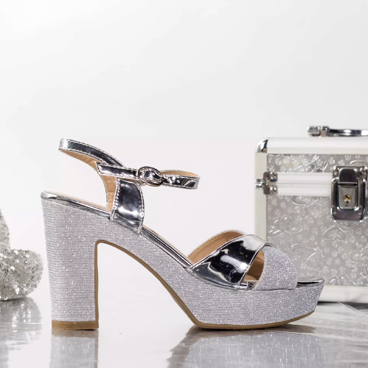 Sandale cu toc daruka argintiu glitter - poza 2
