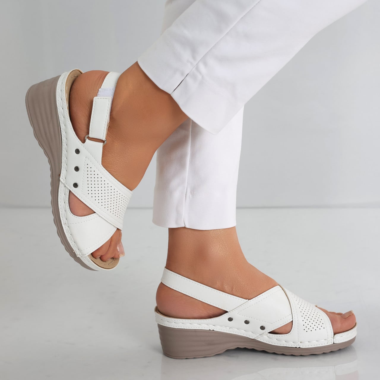 Sandale dama cu platforma Albe din Piele Ecologica Iopil - poza 5