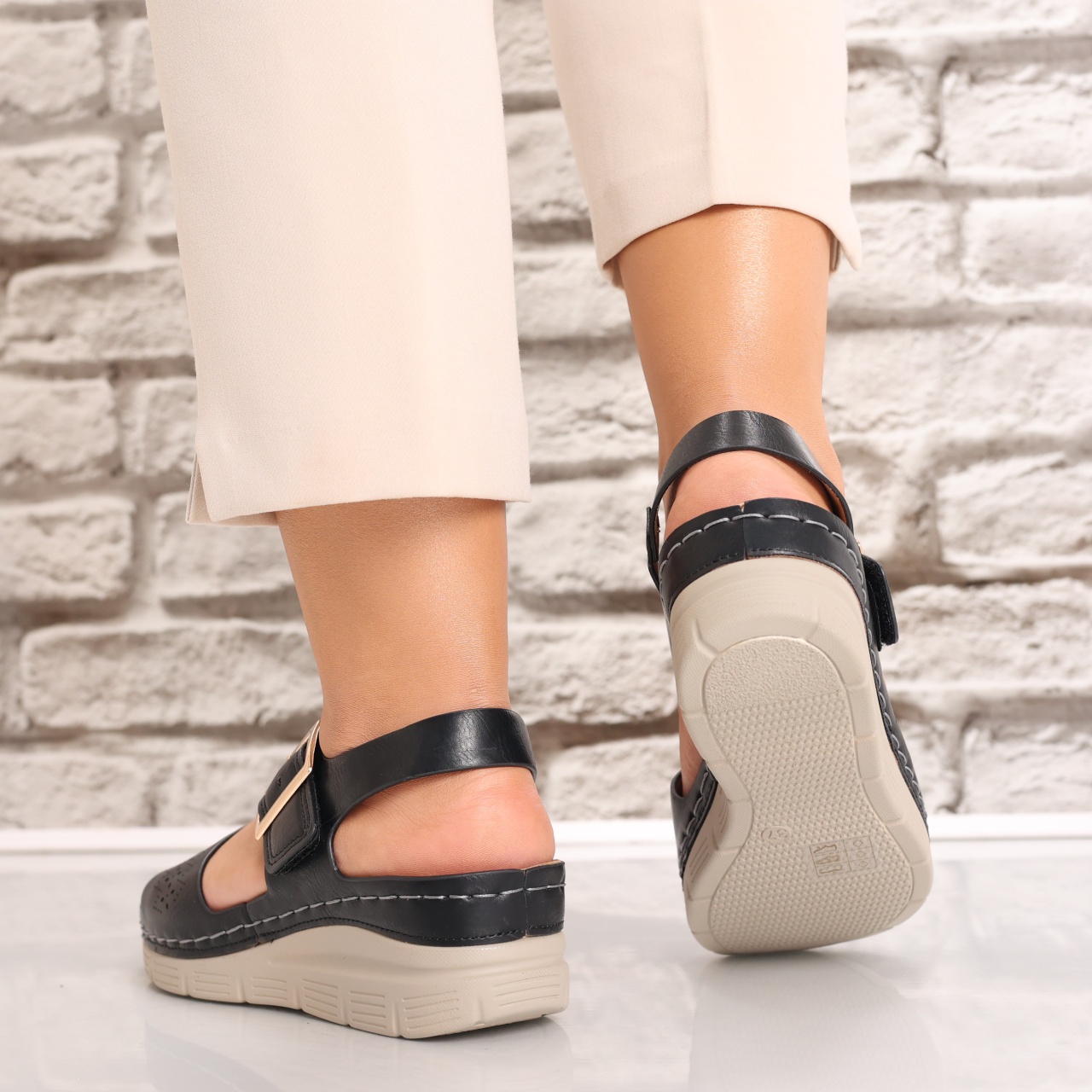 Sandale dama cu platforma Negre din Piele Ecologica Palosa - poza 5