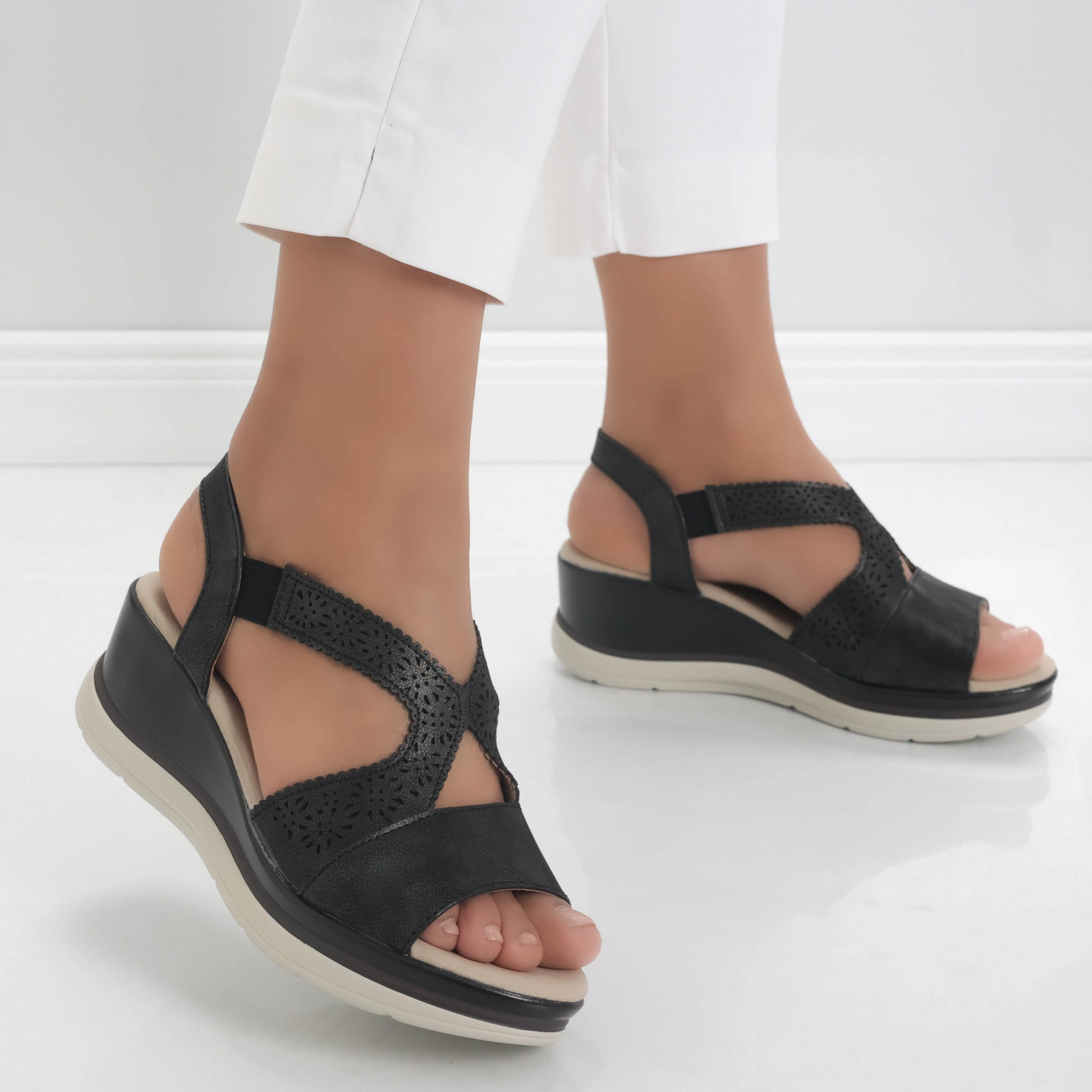 Sandale dama cu platforma Negre din Piele Ecologica Yura - poza 3