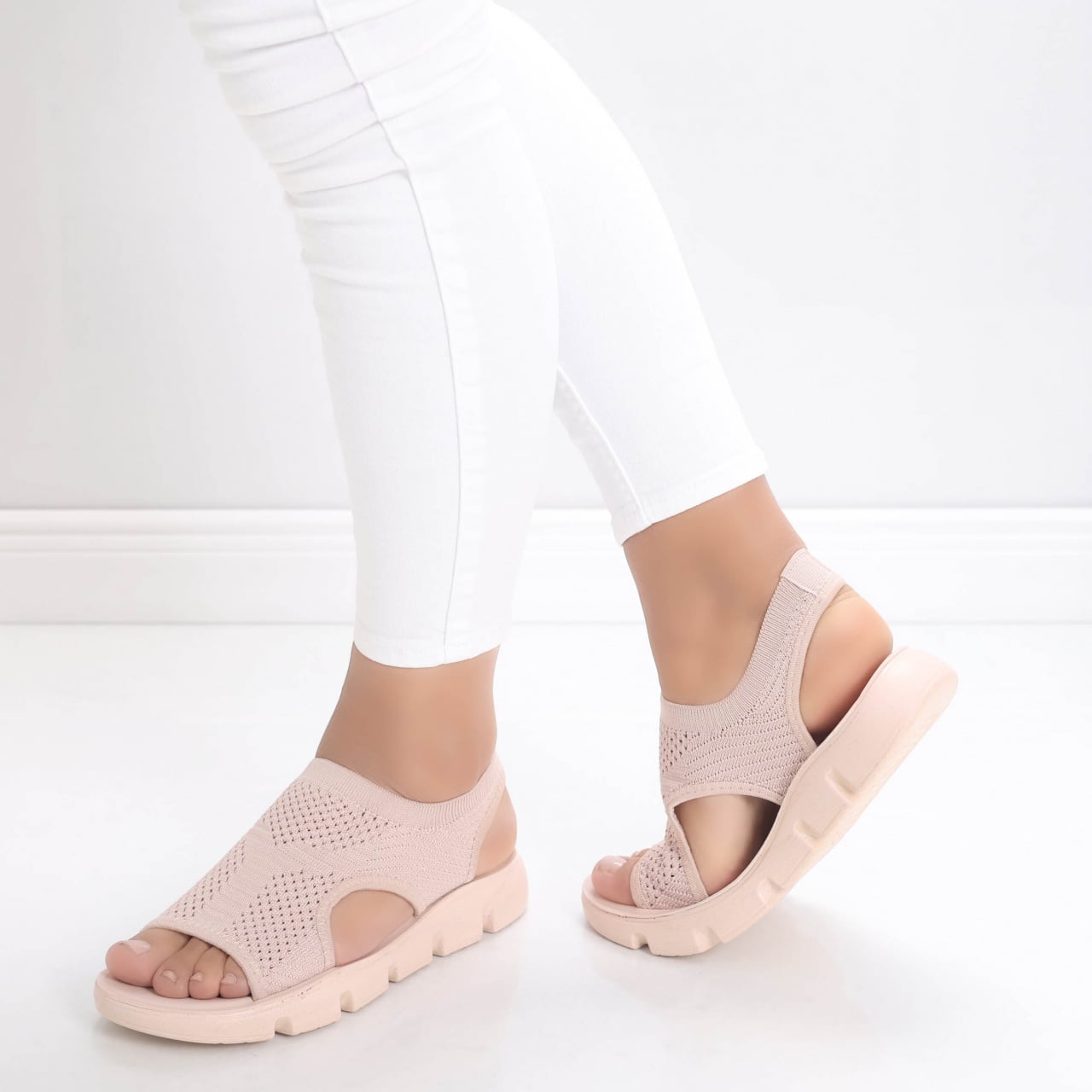 Sandale dama fara toc Roz din Textil Meneza - poza 1