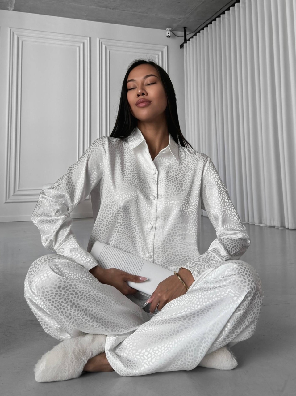 Set pijama dama din doua piese, cu nasturi – 2301433, Alb - poza 3