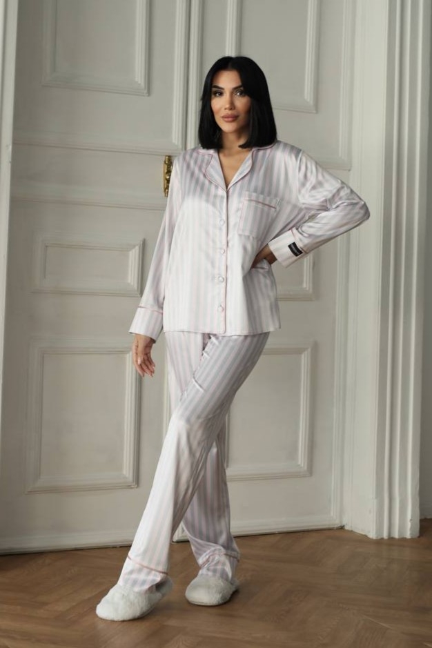 Set pijama dama din doua piese, cu nasturi – 2401656, Gri deschis - poza 3