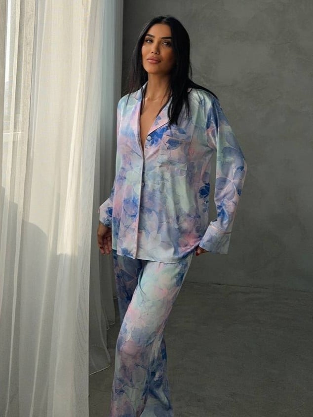 Set pijama dama din doua piese, cu nasturi – 2401679, Albastru floral - poza 1