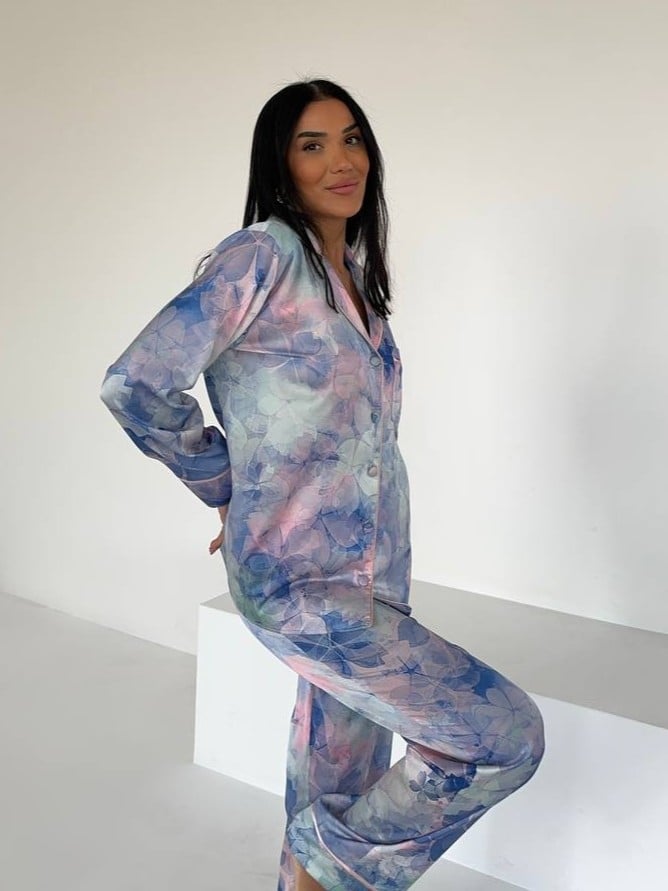 Set pijama dama din doua piese, cu nasturi – 2401679, Albastru floral - poza 5