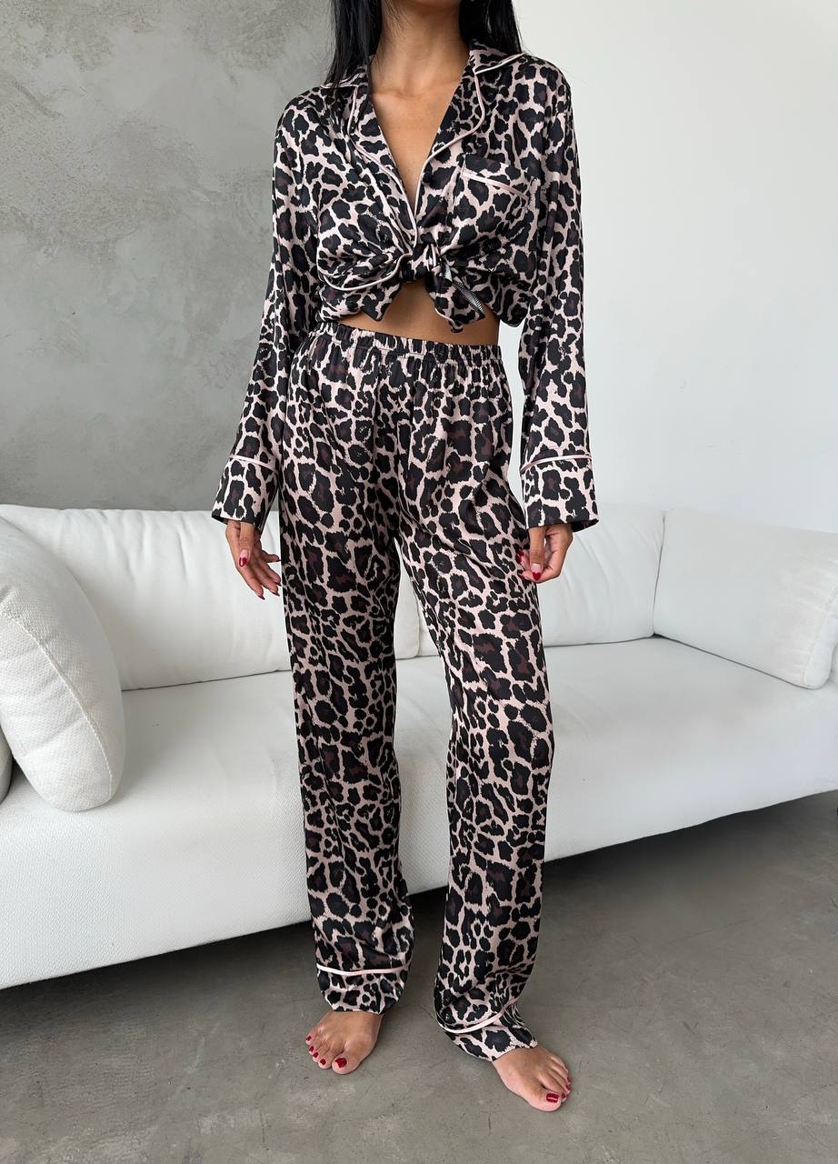 Set pijama dama din doua piese, cu nasturi – 2401681, Animal print - poza 2