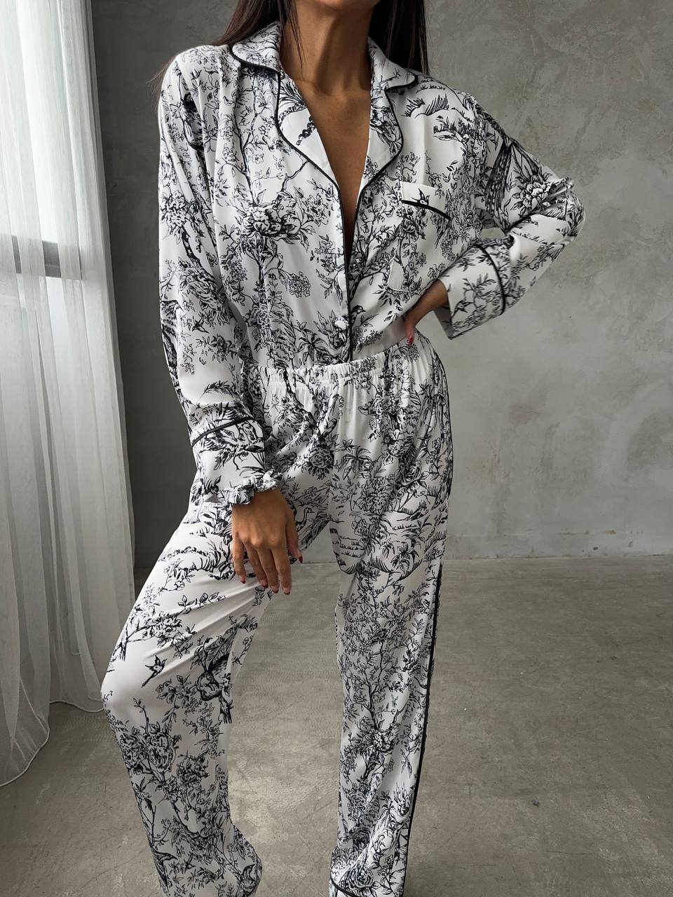 Set pijama dama din doua piese, cu nasturi – 2401693, Print floral negru/alb - poza 3