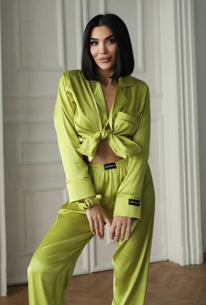 Set pijama dama din doua piese, cu nasturi – 2500004, Verde olive - poza 4