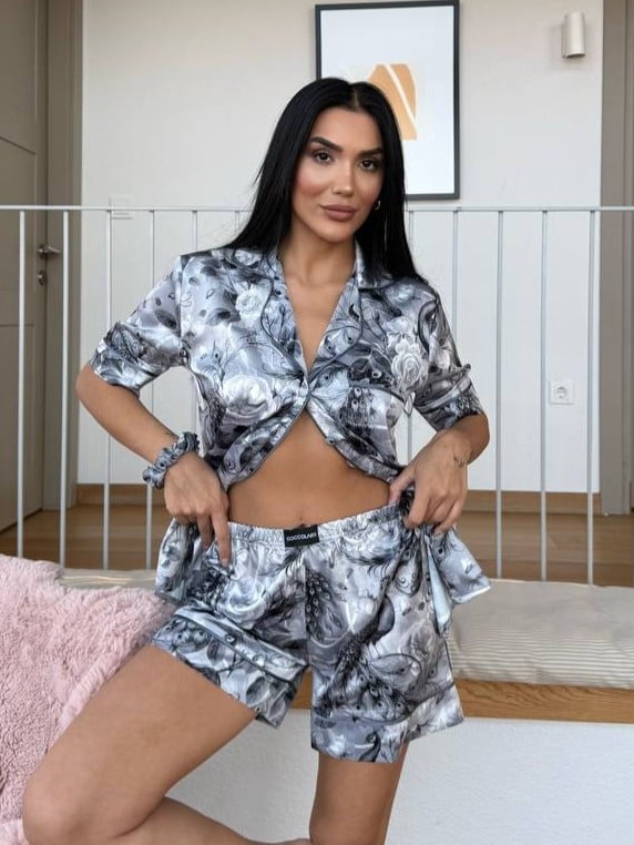 Set pijama dama din doua piese, cu nasturi – 2500088, Grey Floral Luxe - poza 2