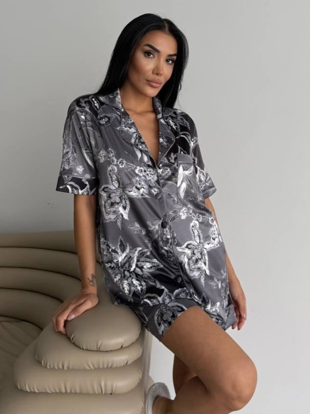 Set pijama dama din doua piese, cu nasturi – 2500099, Gri Floral - poza 1