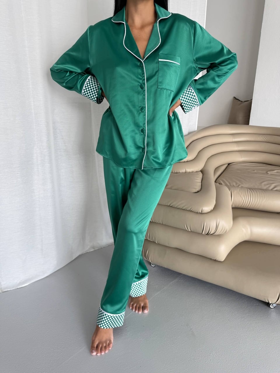 Set pijama dama din doua piese, cu nasturi – 2500259, Verde - poza 1